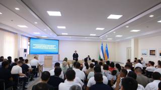 Жўқорғи Кенгес раиси тадбиркорлар билан учрашди