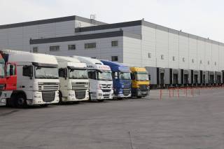 Yuk tashish uchun mo‘ljallangan, ishlab chiqarilganiga 5 yildan oshmagan ba’zi transport vositalarini O‘zbekiston Respublikasiga import qilishda bojxona boji va utilizatsiya yig‘imining nol stavkalari qo‘llaniladi