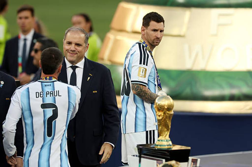 Lionel Messi Argentina terma jamoasidagi faoliyatini yakunlashga qaror qildi