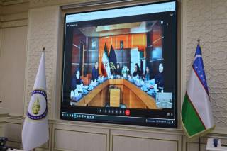 Эрон Ислом Республикасида Акмал Нур асарлари виртуал кўргазмаси очилди