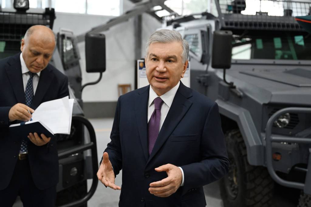 Президентимиз махсус турдаги автомобиллар ва механизмлар ишлаб чиқарувчи корхонада бўлди
