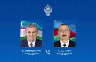 Озарбайжон Президенти Ўзбекистон етакчисини таваллуд куни билан самимий табриклади