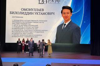 Билолиддин “Плеханов фахри” мукофоти совриндори бўлди