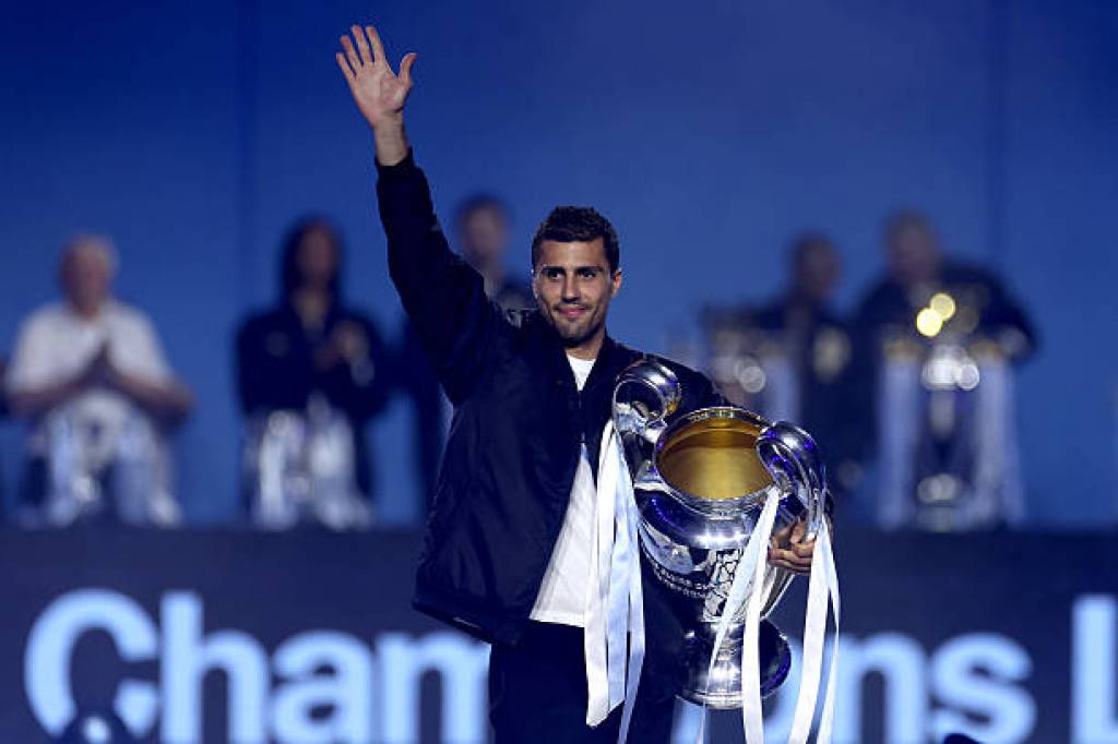 «Real» Rodri uchun ilk taklifni tayyorlamoqda