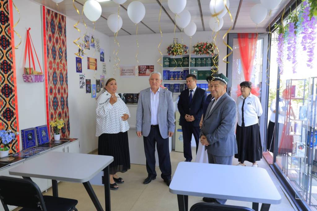 Унивeрситeтда капсула кутубхона очилди