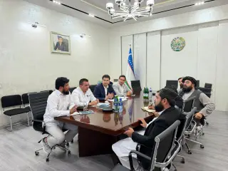 Farmatsevtika mahsulotlari xavfsizligi markazi delegatsiyasi AFDA Sifat nazorati laboratoriyasi faoliyati bilan tanishdi