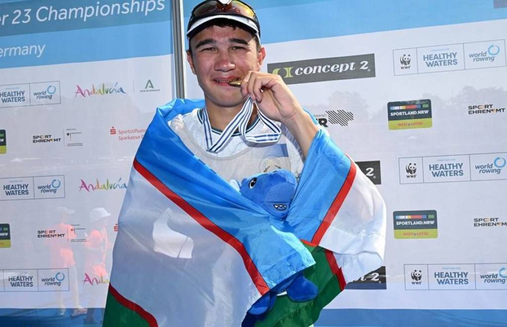 Пара академик эшкак эшиш: спортчимиз Жаҳон чемпионатида тарихий натижага эришди