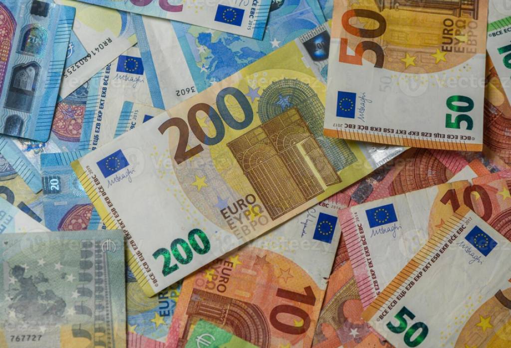 Yevro banknotalari dizayni o‘zgaradi