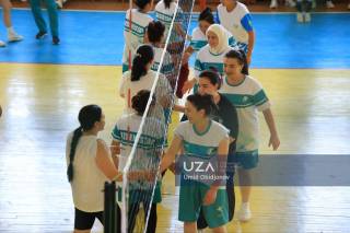 Волейбол бўйича вилоят чемпионлари аниқланди