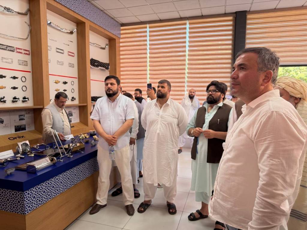Afg‘onistonlik tadbirkorlar yurtimizda avtomobil va ehtiyot qismlari savdosi bilan tanishdi