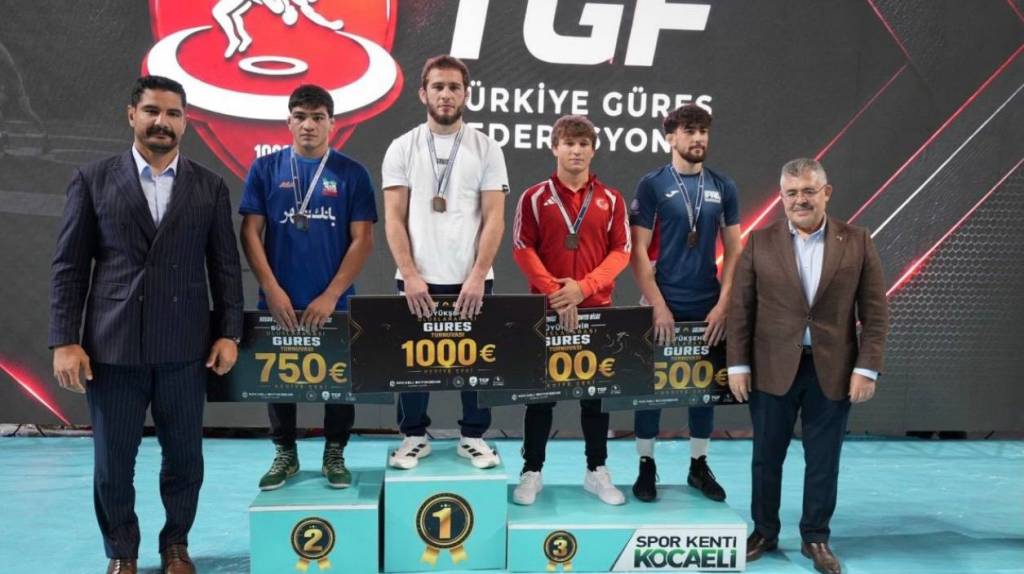 Разамбек Жамалов ва Ғуломжон Абдуллаев Туркияда чемпионликни нишонлади