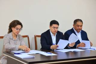 Фуқаролар мурожаатлари билан ишлаш самарадорлиги таҳлил қилинди