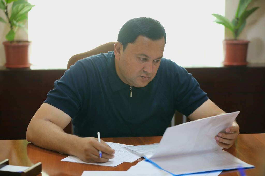 Халқ қабулхонасида муаммоларга ечим изланди