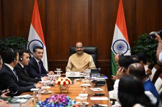Uzbekistan’s Foreign Minister meets with the Speaker of Lok Sabha of Indian Parliament in Delhi