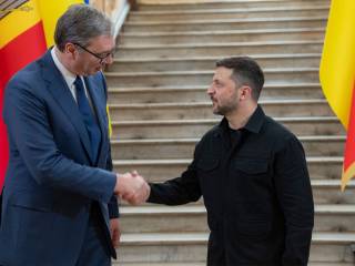 Зеленский илк бор Сербияга боради