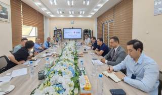 Сиань – Фарғона авиақатновини йўлга қўйиш масаласи муҳокама қилинди