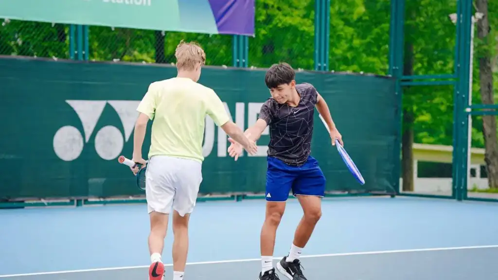 Yosh tennischilarimiz xalqaro turnir bosh sovrini uchun o‘ynaydi