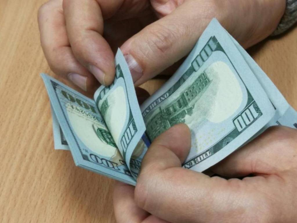 Фирибгарликка чек қўйилди