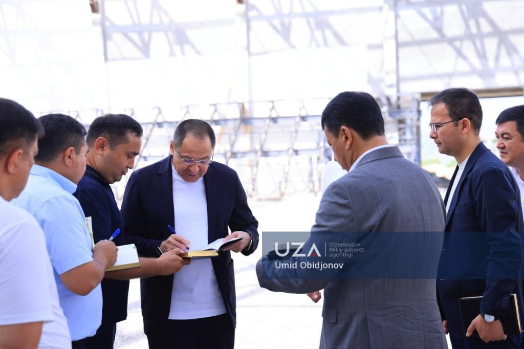 Sport vaziri xalqaro gandbol markazi qurilishini ko‘zdan kechirdi