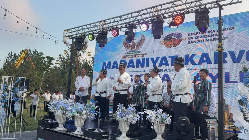 Xotira va askiya kechasi