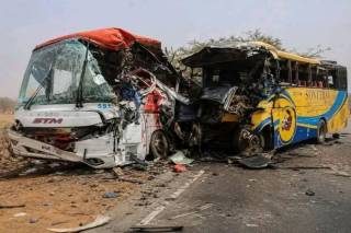Nigerda ikki avtobus to‘qnashdi