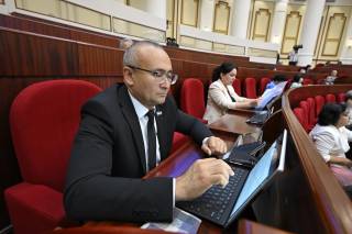 Madaniyat vaziri Ozodbek Nazarbekovga parlament so‘rovi yuborildi