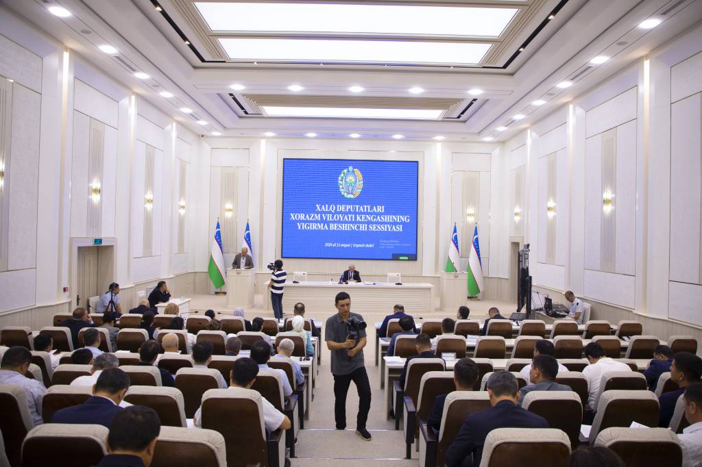 Хоразм вилоятини ижтимоий-иқтисодий ривожлантириш стратегияси лойиҳаси муҳокама қилинди