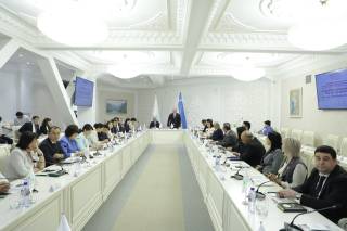 Экологик барқарорликни таъминлашда парламентнинг ўрни муҳокама қилинди