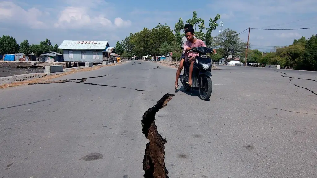 Indoneziyada bir kun: ikki kuchli zilzila, 40 kishi halok bo‘ldi