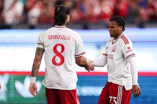 "Liverpul" iste'dodli vingeriga yangi shartnoma taklif qildi