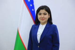 Yigirma sakkiz yoshli falsafa doktori