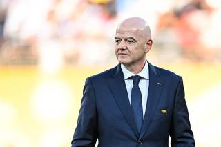 Infantinoni FIFA prezidentligi saylovida ishtirok ettirmaslik talab qilindi