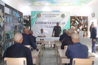 Жазо муддатини ўтаётган ёшлар ҳунармандчилик фаолияти билан танишди