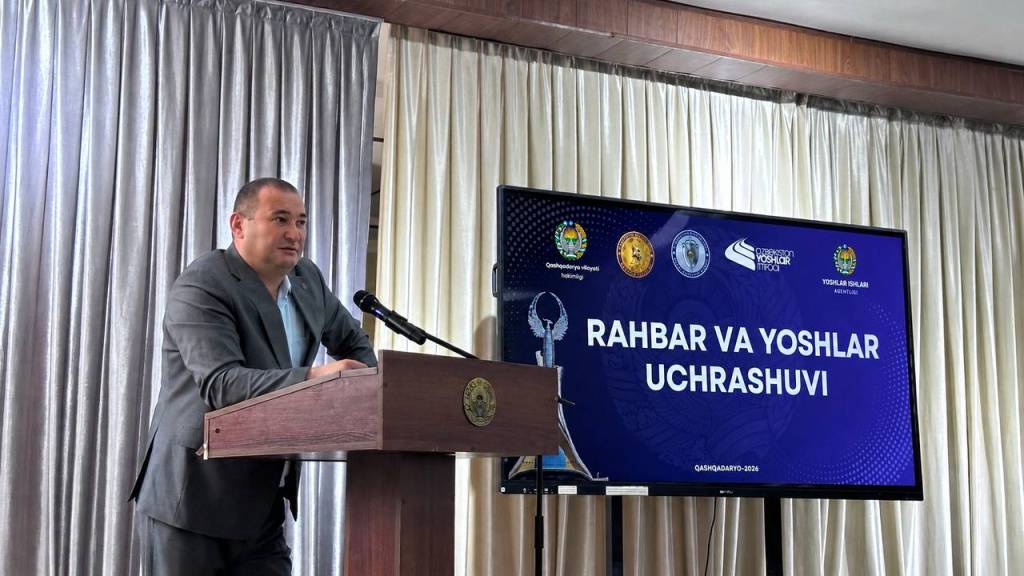 Ёшларни қийнаётган масалалар муҳокама қилинди