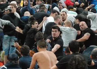 «Valdxof» — «Kayzerslautern» o‘yinidan so‘ng 85 nafar muxlis jarohat oldi