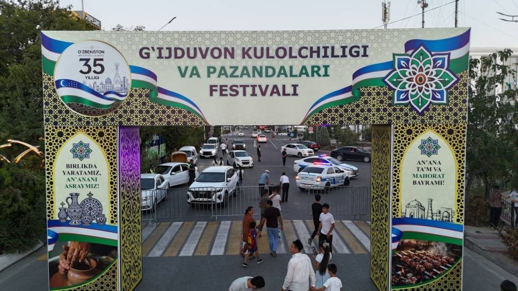 “G‘ijduvon kulolchiligi va pazandalari” festivali bo‘lib o‘tdi
