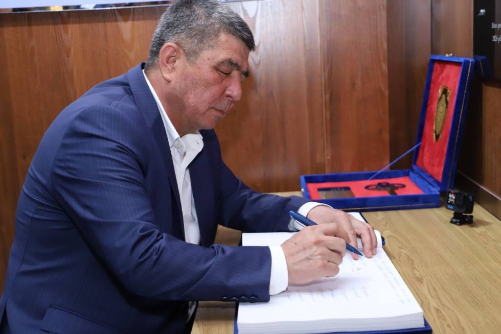 Прокуратура янги бинода-4 Прокуратура янги бинода-4
