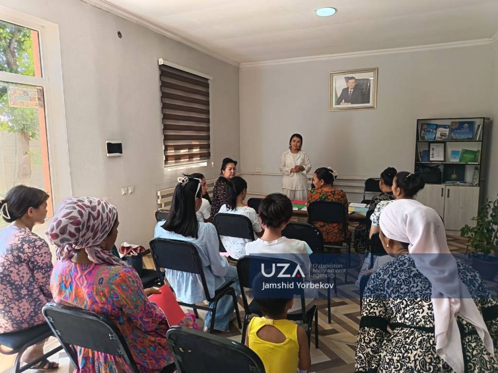 Paxtakorda xotin-qizlar uchun psixologik seminar o‘tkazildi