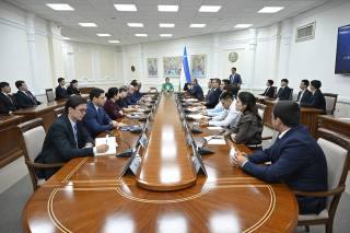Қўмита йиғилишларида долзарб масалалар муҳокама қилинди