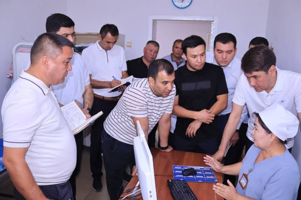 Мингбулоқ: тиббиётда рақамлаштириш ишлари ўрганилди