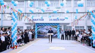 Оролбўйи мактабларида янги ўқув йили бошланди