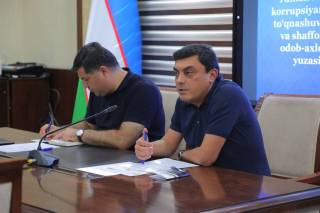 Ҳокимликларнинг коррупцияга қарши ички назорат масалалари муҳокама қилинди