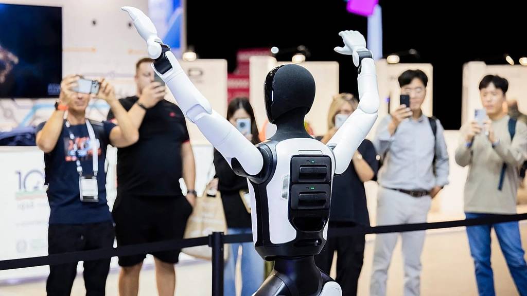 Varshavada robotlar norozilik namoyishi o‘tkazdi
