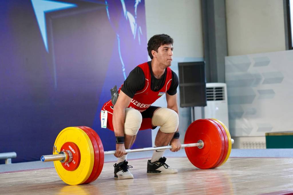 Og‘ir atletika: O‘zbekiston kubogida Qashqadaryo va Toshkent viloyati jamoalari yetakchi