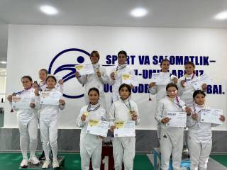 Navoiy shahrida qilichbozlik bo‘yicha viloyat chempionati o‘tkazildi