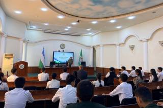 Boshqarma boshlig‘i yoshlar bilan uchrashdi