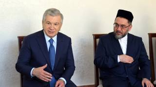 Давлатимиз раҳбари Каллибек Камалов хотирасини ёд этди