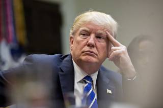 Трамп: Эрон бўйича якуний қарор қабул қилишим керак