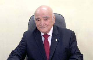 Эл-юрт ардоғидаги забардаст олим