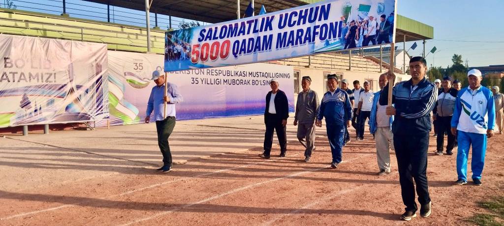 Нуронийлар ёшлар билан 5000 қадам пиёда сайр қилди